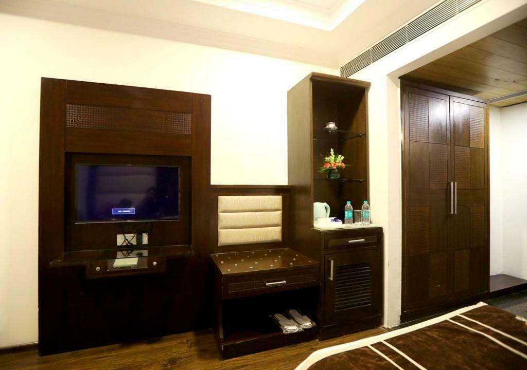 Bluemont Beacon Hotel New Delhi Gurgaon Extérieur photo