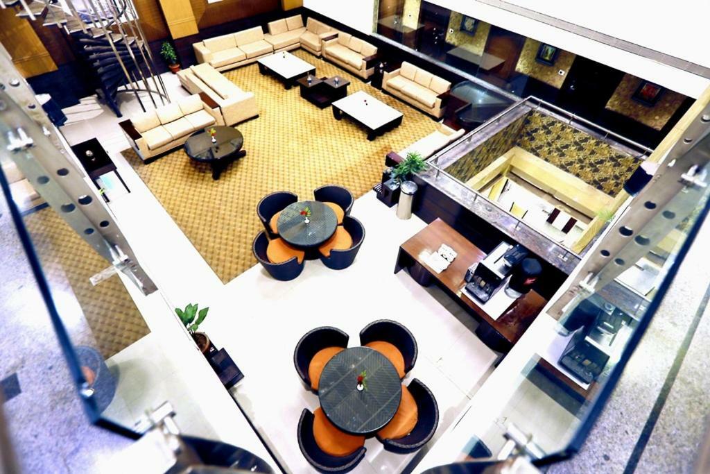 Bluemont Beacon Hotel New Delhi Gurgaon Extérieur photo