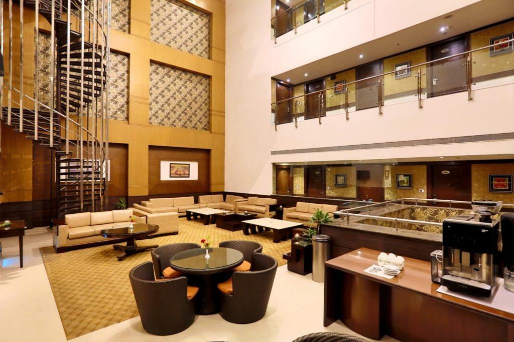 Bluemont Beacon Hotel New Delhi Gurgaon Extérieur photo