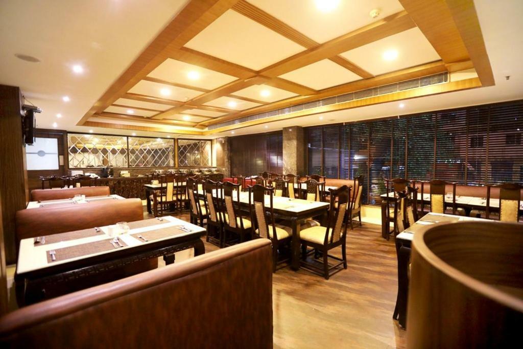 Bluemont Beacon Hotel New Delhi Gurgaon Extérieur photo