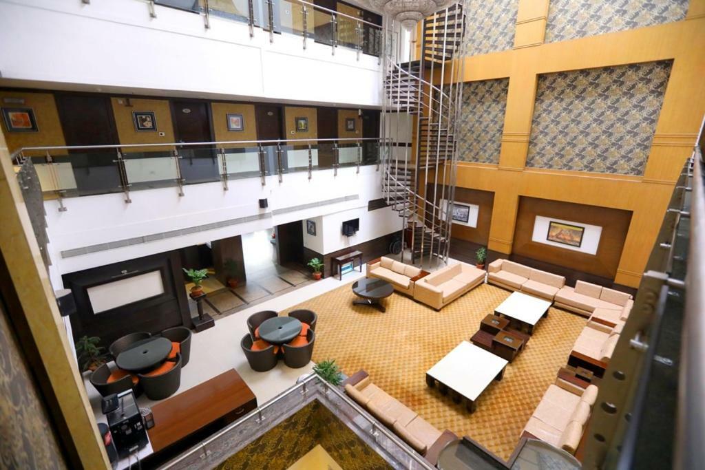 Bluemont Beacon Hotel New Delhi Gurgaon Extérieur photo